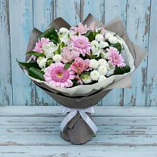 Букет цветов из:  Герберы, Альстромерии и Хризантемы в Романовской