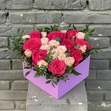 Цветочная композиция из Розы в коробке в Романовской