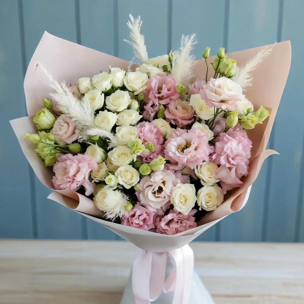 Букет цветов из: Альстромерии и Розы в Романовской