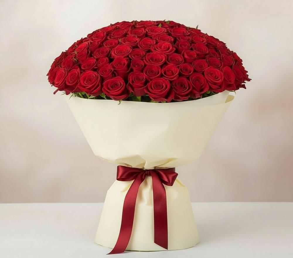 Букет 101 Красная роза Милано в Романовской