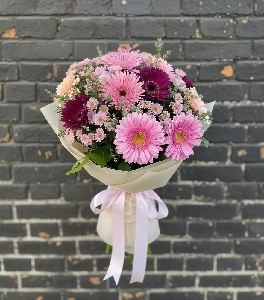 Букет цветов из: Герберы и Хризантемы в Романовской