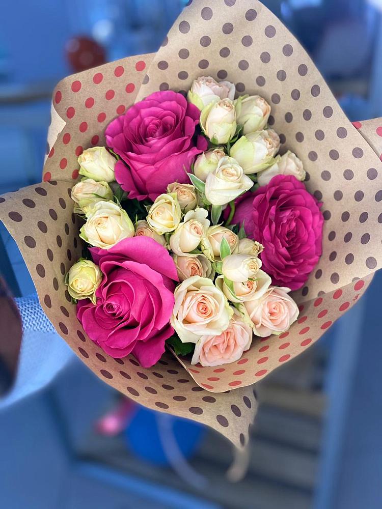 Букет цветов из: Розы в Романовской