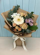 Букет цветов из:  Герберы и Хризантемы в Романовской