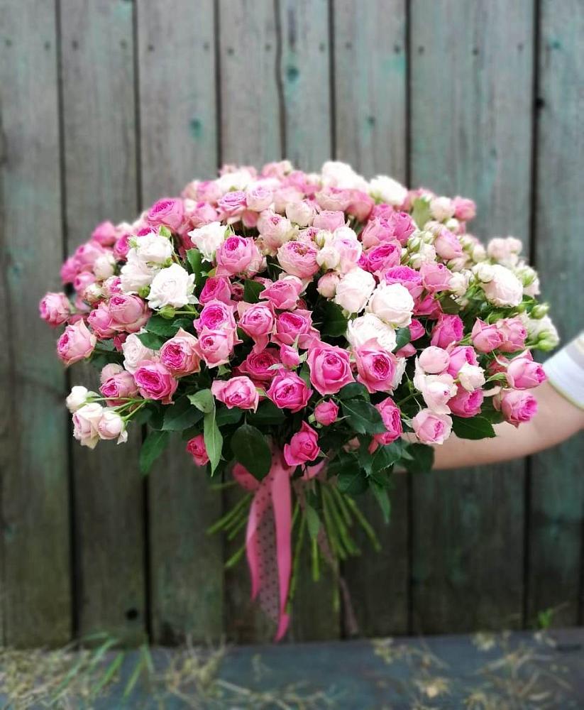 Букет Розовые кустовые розы Натали и Лав Лидия в Романовской