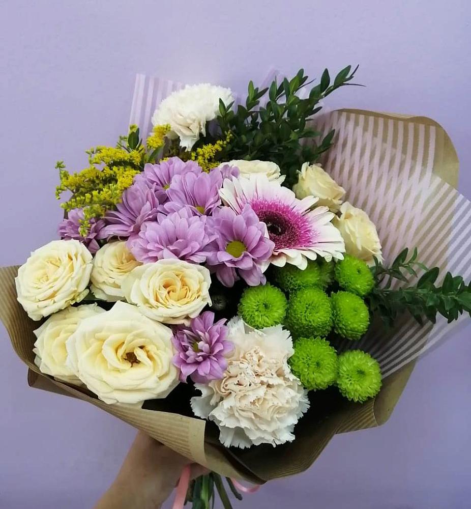 Букет цветов из: Хризантемы, Розы, Гвоздики и Герберы в Романовской