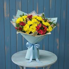 Букет цветов из:  Альстромерии и Хризантемы в Романовской