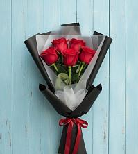 Букет цветов из:  Розы в Романовской
