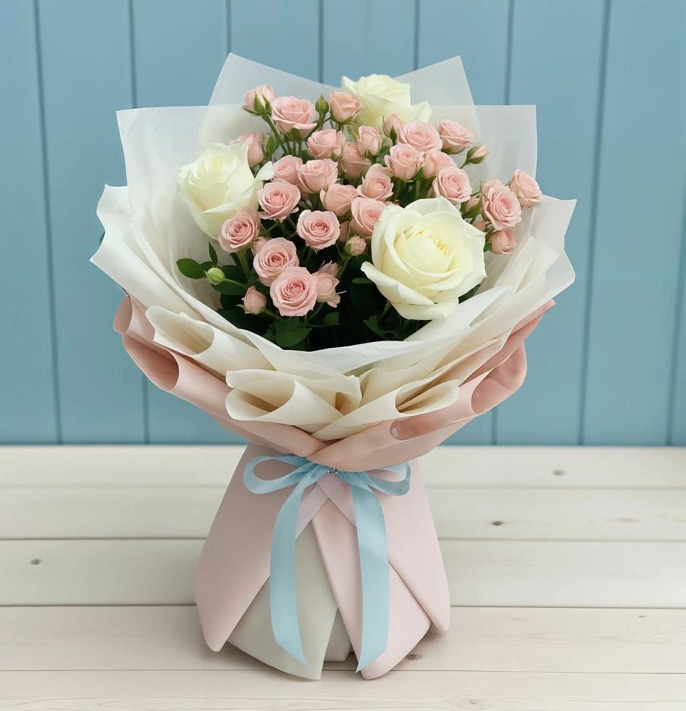 Букет цветов из: Розы в Романовской