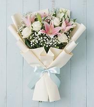 Букет цветов из:  Лилии в Романовской